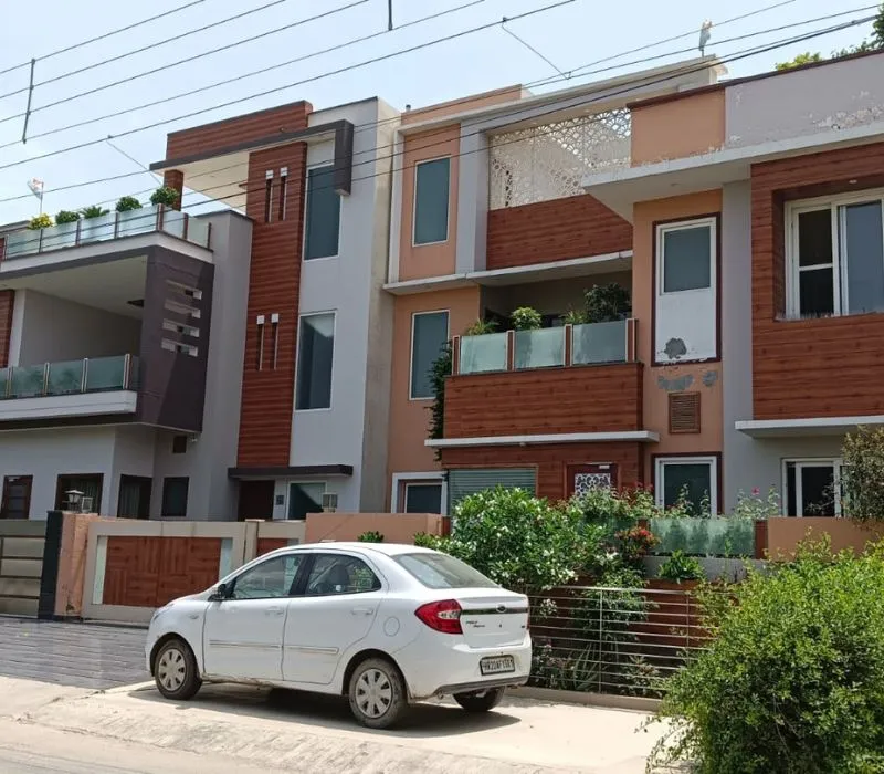 House for sale in sector 14 Hisar - Deal Acres - 1