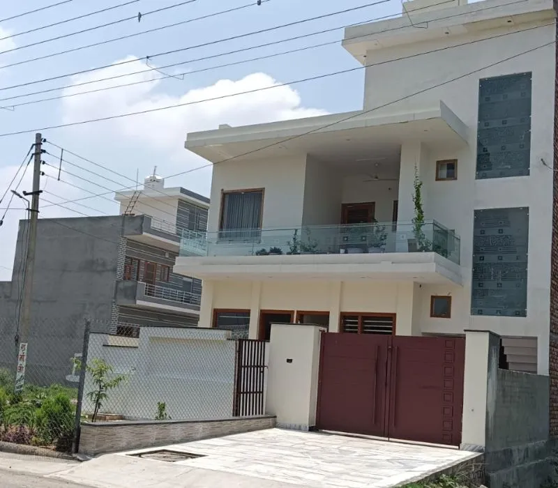 House for sale in sector 14 Hisar - Deal Acres - 2
