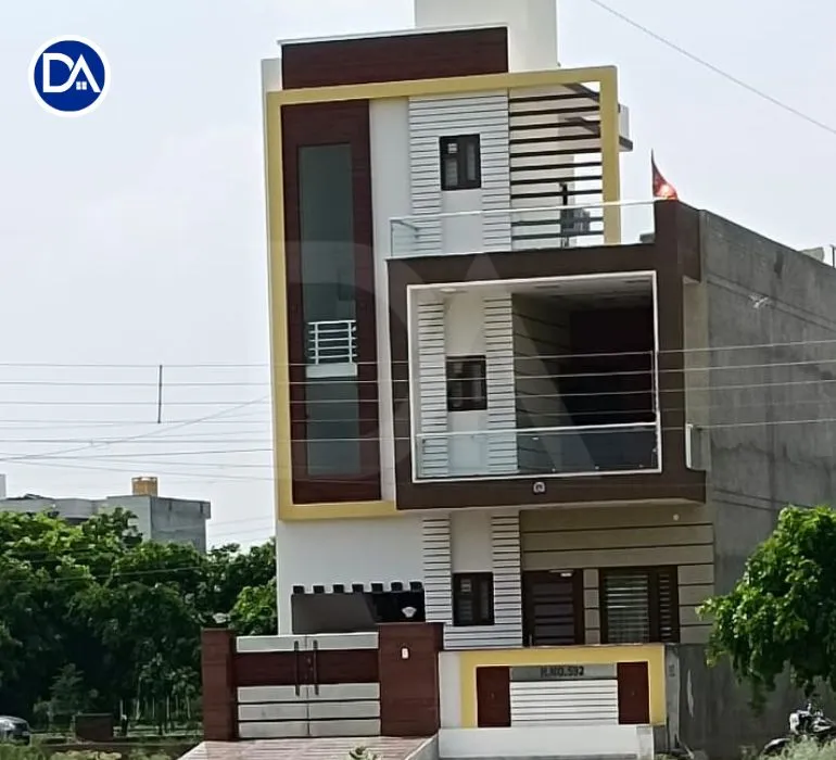 House for rent in Model Town Hisar. Here deal acres as real estate agent offers best to-let service in Hisar. Get rental property easily by to-let broker. As a best real estate broker deal acres offer various option to their customers. Get the best rental property in Hisar Model Town.